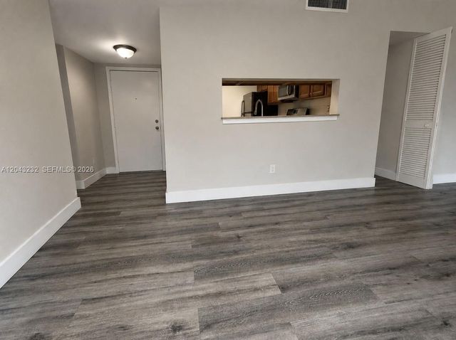 3400 Foxcroft Rd 215, Miramar, FL 33025