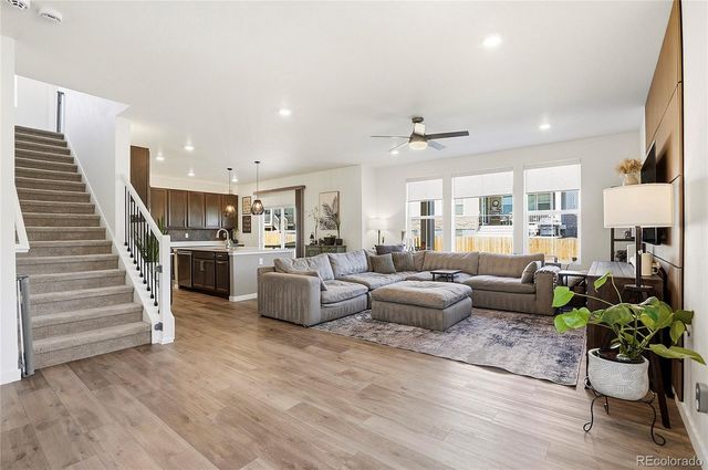 855 S Elk Way, Aurora, CO 80018