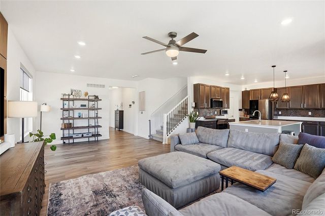 855 S Elk Way, Aurora, CO 80018