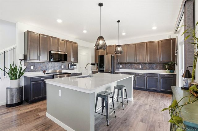 855 S Elk Way, Aurora, CO 80018