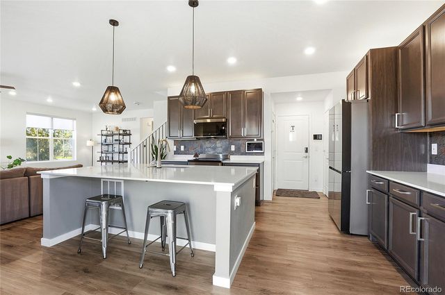 855 S Elk Way, Aurora, CO 80018