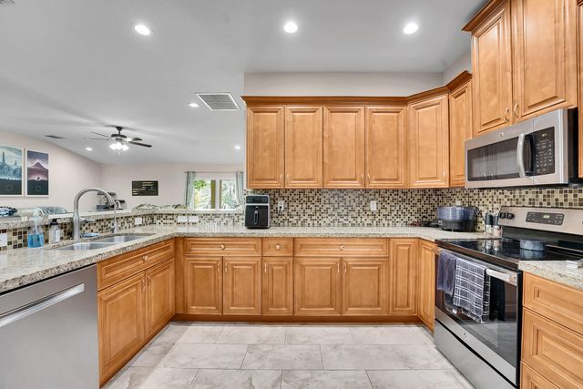 6412 Las Palmas Way, Port St. Lucie, Port St Lucie, FL 34952