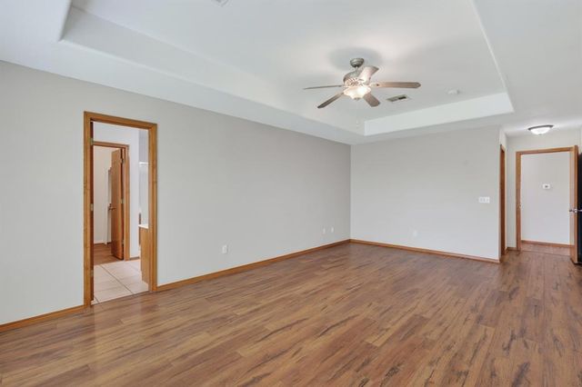 12127 SW 4th Street, Yukon, OK 73099