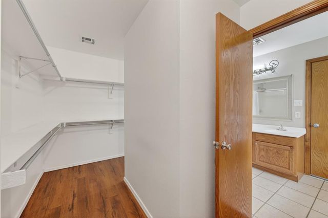 12127 SW 4th Street, Yukon, OK 73099