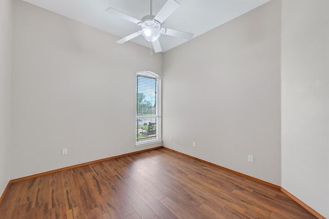 12127 SW 4th Street, Yukon, OK 73099