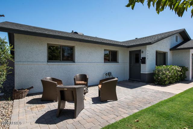 2503 S BONARDEN Lane, Tempe, AZ 85282