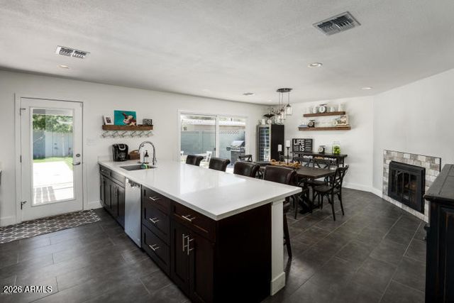 2503 S BONARDEN Lane, Tempe, AZ 85282