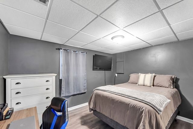 243 Ambrose St, Springfield, MA 01109