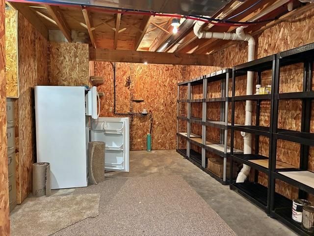 1000 SAND LANE, Neillsville, WI 54456