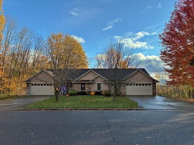 1000 SAND LANE, Neillsville, WI 54456