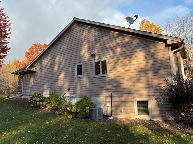 1000 SAND LANE, Neillsville, WI 54456