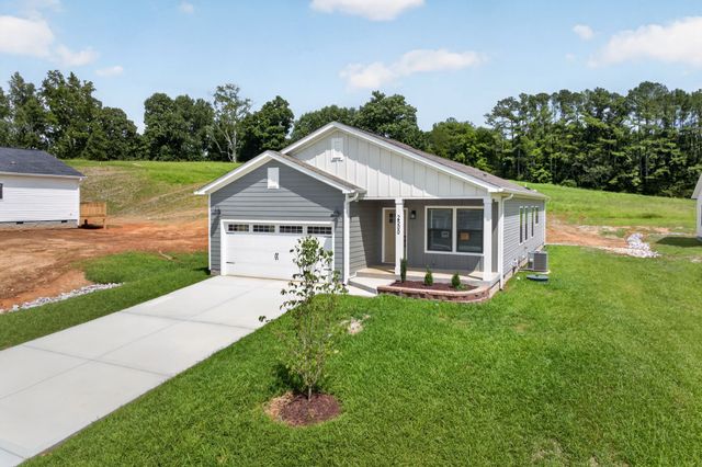 2500 River Ranch Dr, Cookeville, TN 38501