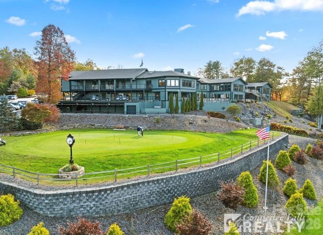 216 Tinequa Drive, Brevard, NC 28712