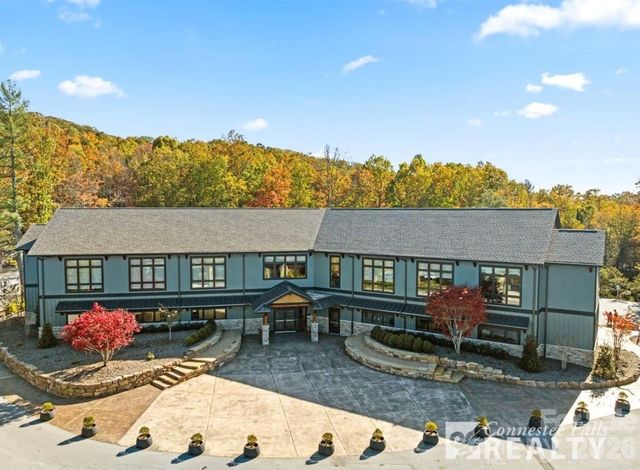 216 Tinequa Drive, Brevard, NC 28712