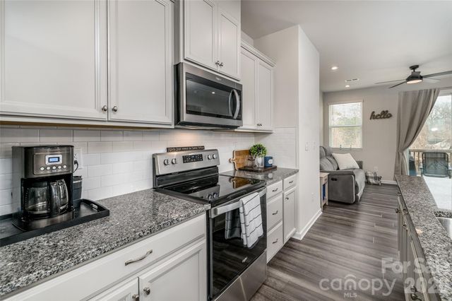 1206 Keydet Drive, Charlotte, NC 28216