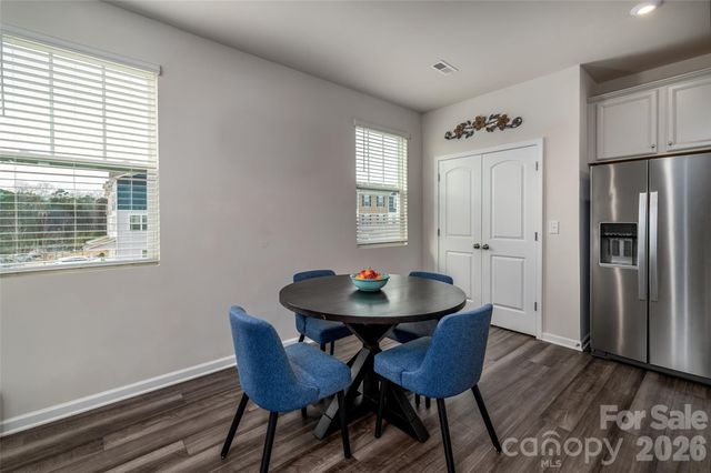 1206 Keydet Drive, Charlotte, NC 28216