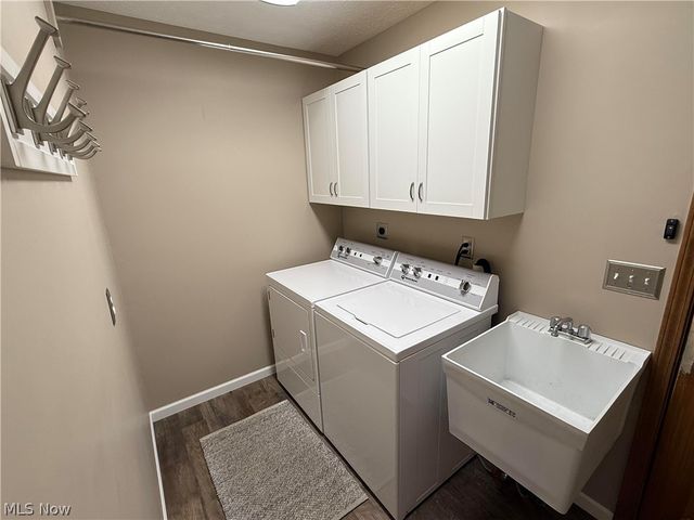 24739 Tara Lynn Drive, North Olmsted, OH 44070