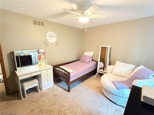 24739 Tara Lynn Drive, North Olmsted, OH 44070