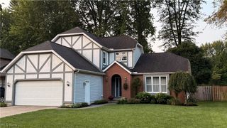 24739 Tara Lynn Drive, North Olmsted, OH 44070