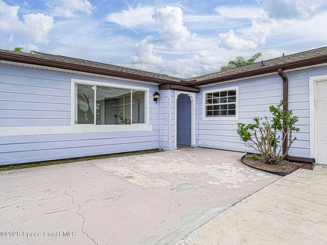 901 Beach Lane, Sebastian, FL 32958