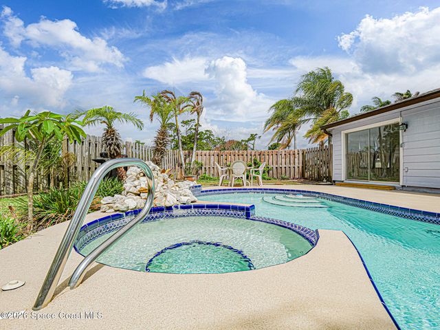 901 Beach Lane, Sebastian, FL 32958