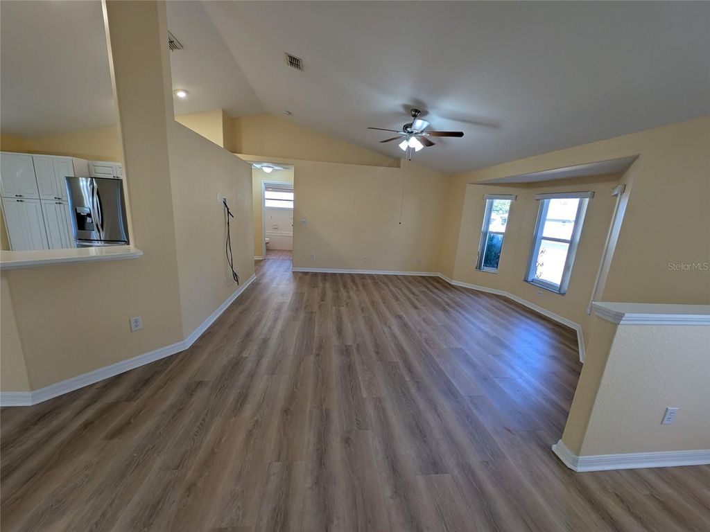 Image 25 of property listing at 9573 SW 53RD CIRCLE, Ocala, FL 34476