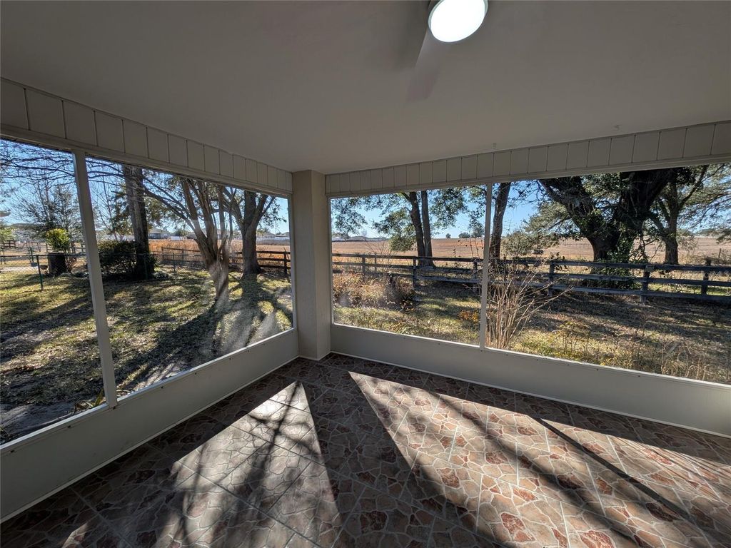 Image 50 of property listing at 9573 SW 53RD CIRCLE, Ocala, FL 34476