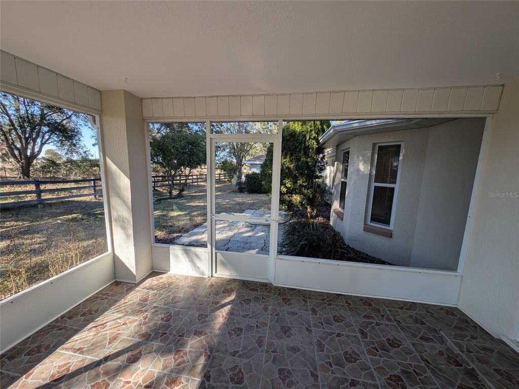 Image 52 of property listing at 9573 SW 53RD CIRCLE, Ocala, FL 34476