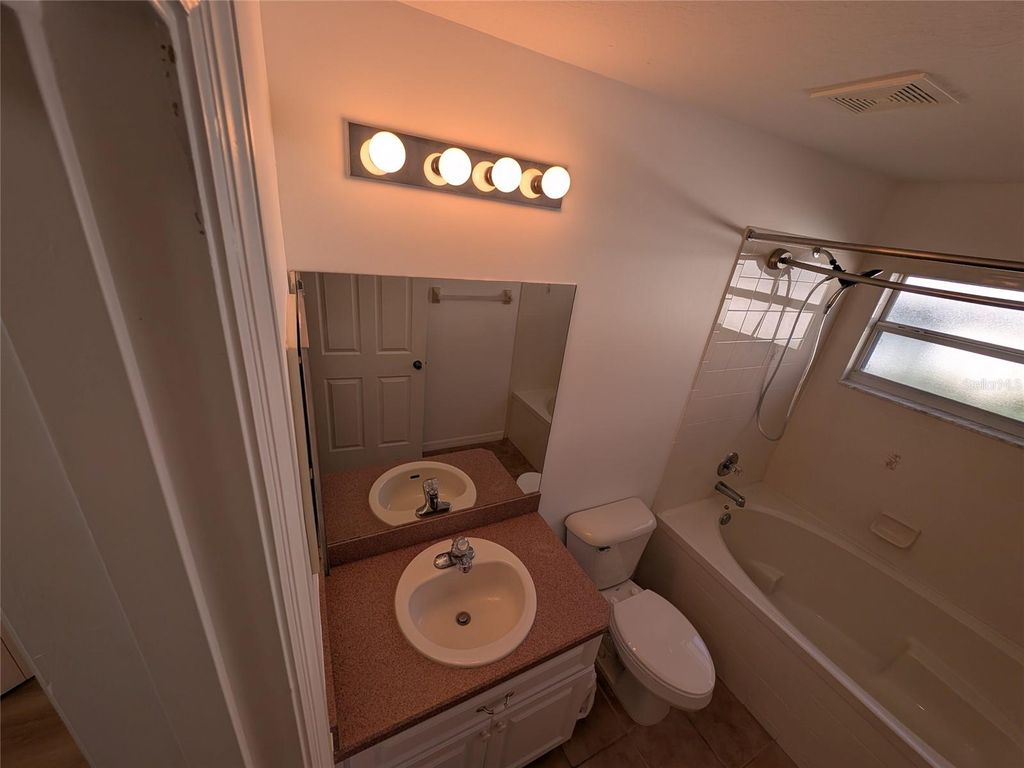 Image 54 of property listing at 9573 SW 53RD CIRCLE, Ocala, FL 34476