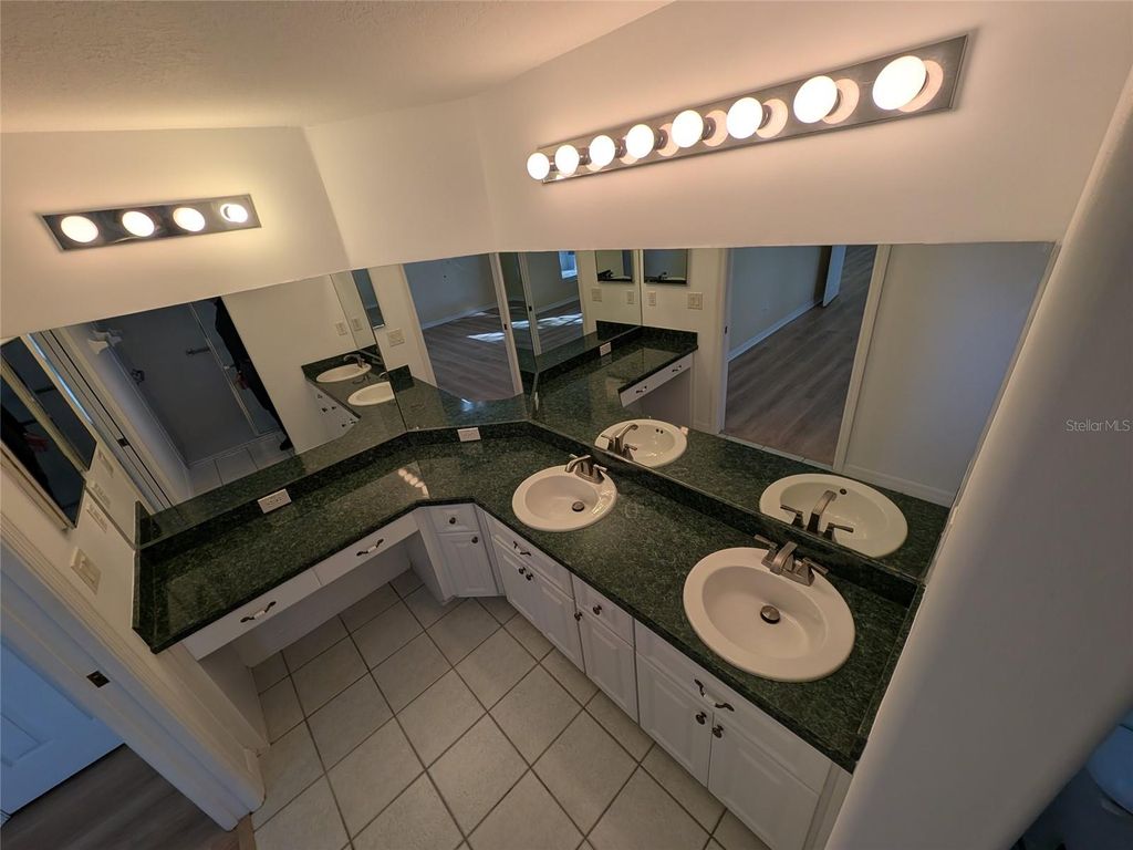 Image 69 of property listing at 9573 SW 53RD CIRCLE, Ocala, FL 34476