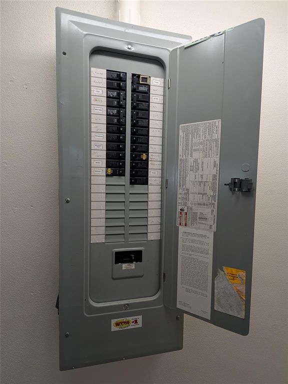 Image 77 of property listing at 9573 SW 53RD CIRCLE, Ocala, FL 34476