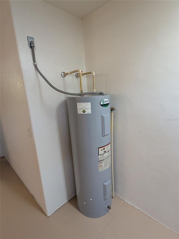 Image 80 of property listing at 9573 SW 53RD CIRCLE, Ocala, FL 34476