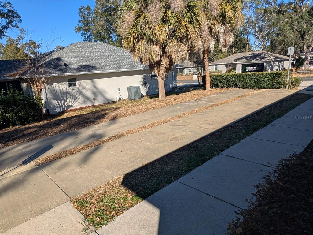 Image 85 of property listing at 9573 SW 53RD CIRCLE, Ocala, FL 34476