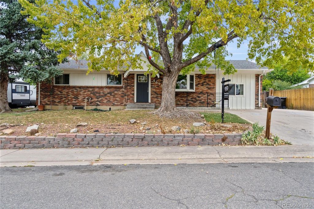 6035 Utica Street, Arvada, CO 80003