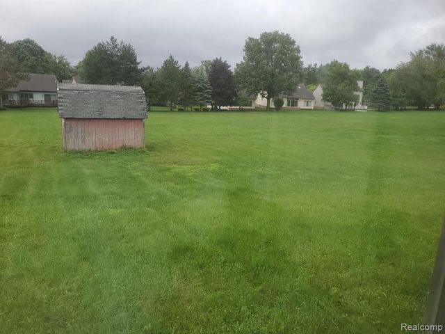 47550 6 mile pa N 6 Mile Road, Northville, MI 48168