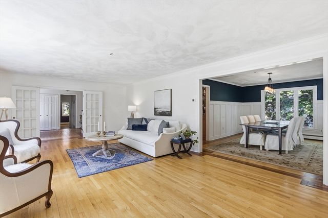25 Revolutionary Rd, Acton, MA 01720