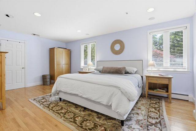 25 Revolutionary Rd, Acton, MA 01720