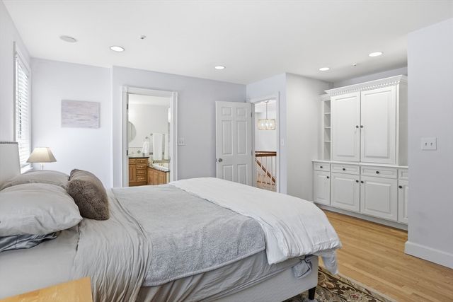 25 Revolutionary Rd, Acton, MA 01720
