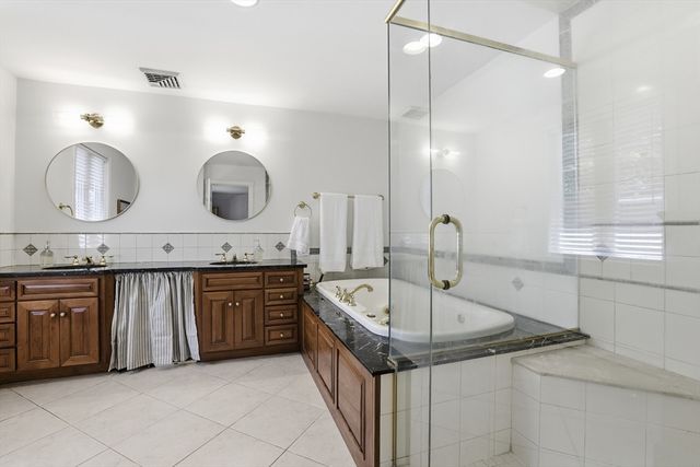 25 Revolutionary Rd, Acton, MA 01720