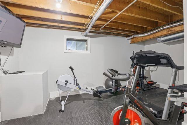 25 Revolutionary Rd, Acton, MA 01720