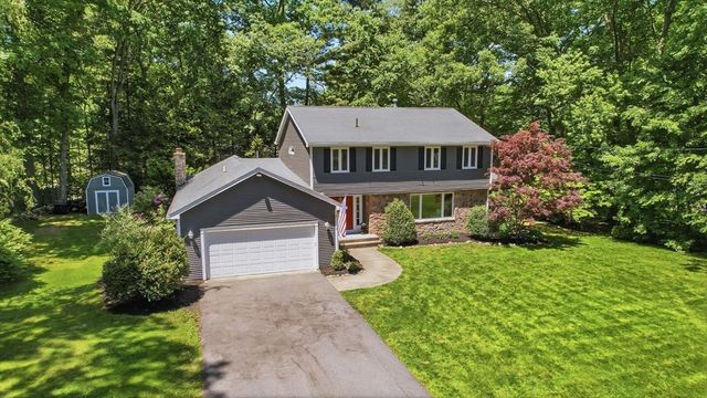 25 Revolutionary Rd, Acton, MA 01720