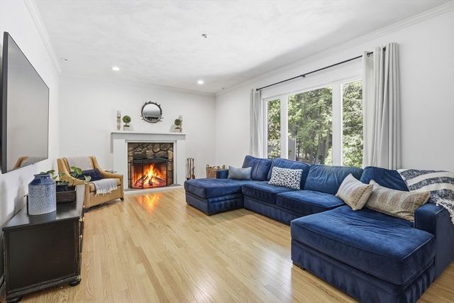 25 Revolutionary Rd, Acton, MA 01720