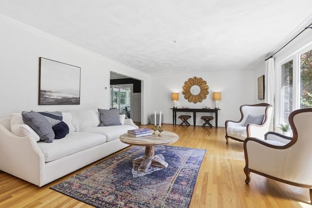 25 Revolutionary Rd, Acton, MA 01720