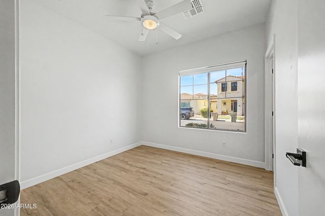 5207 W PARADISE Drive, Glendale, AZ 85304