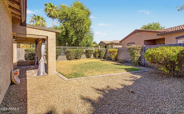 5207 W PARADISE Drive, Glendale, AZ 85304