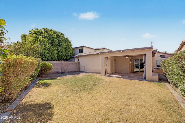 5207 W PARADISE Drive, Glendale, AZ 85304