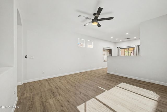 5207 W PARADISE Drive, Glendale, AZ 85304