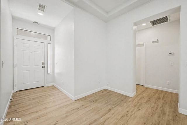 5207 W PARADISE Drive, Glendale, AZ 85304