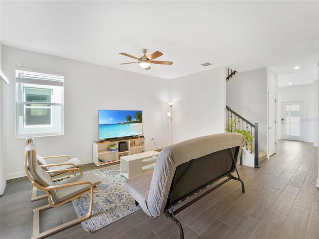 11872 LANGUAGE WY, Orlando, FL 32832