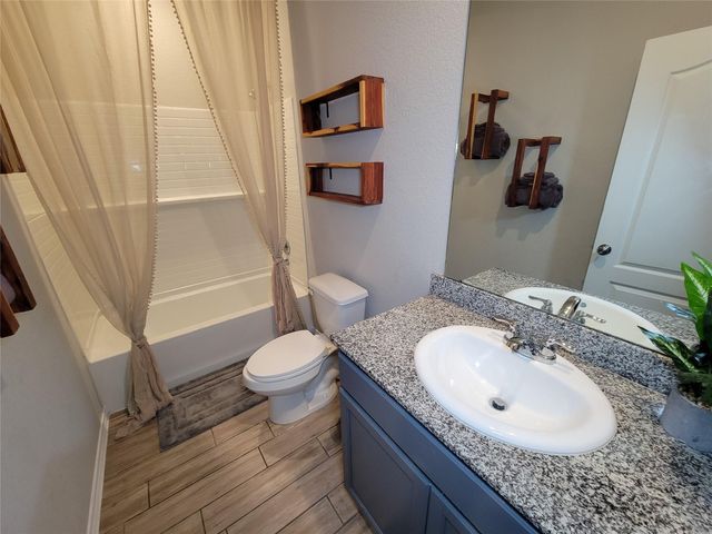 24802 Winema Woods Lane, Houston, TX 77336